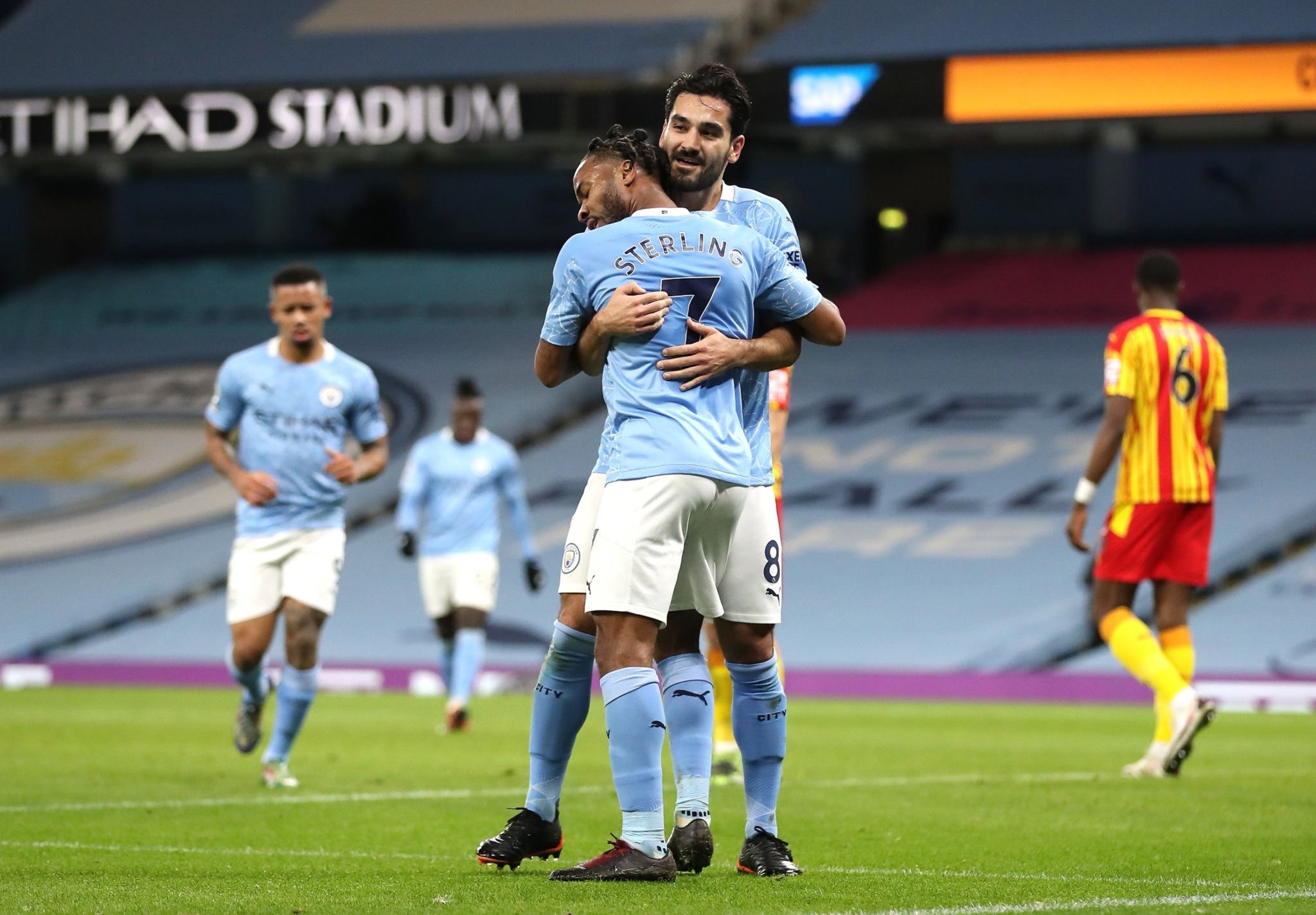 近年來穩步 近年來穩步